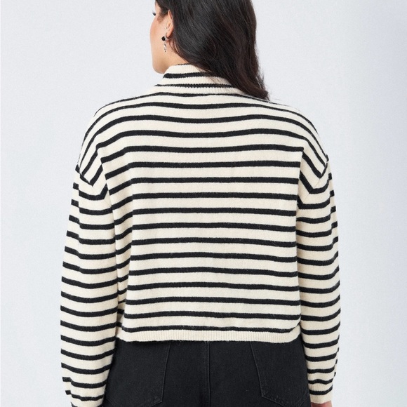 Women’s Top (STRIPED HIGH NECK OVERSIZED CROP
SWEATER) - Picture 3 of 6